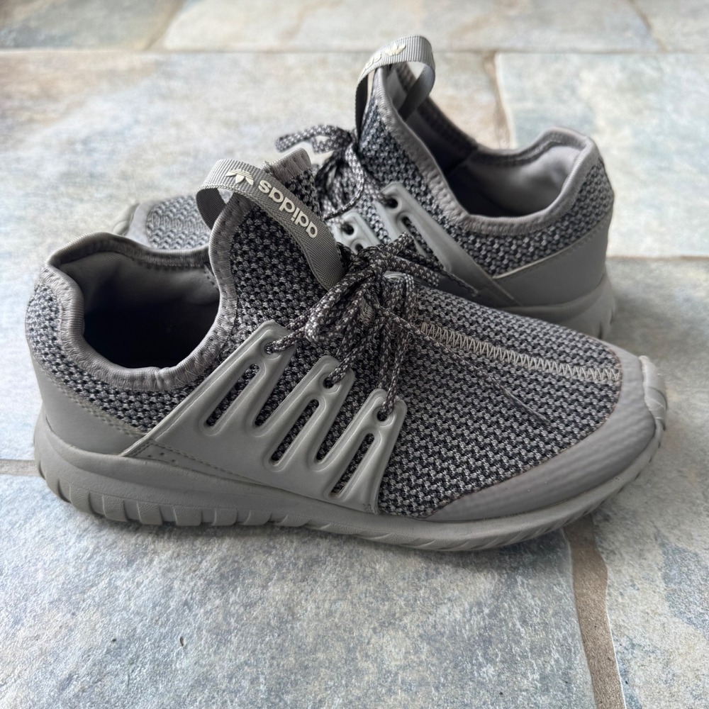 Adidas Tubular Radial S76022‎ Gray Knit Sneakers Women's US 4 / Kids 6